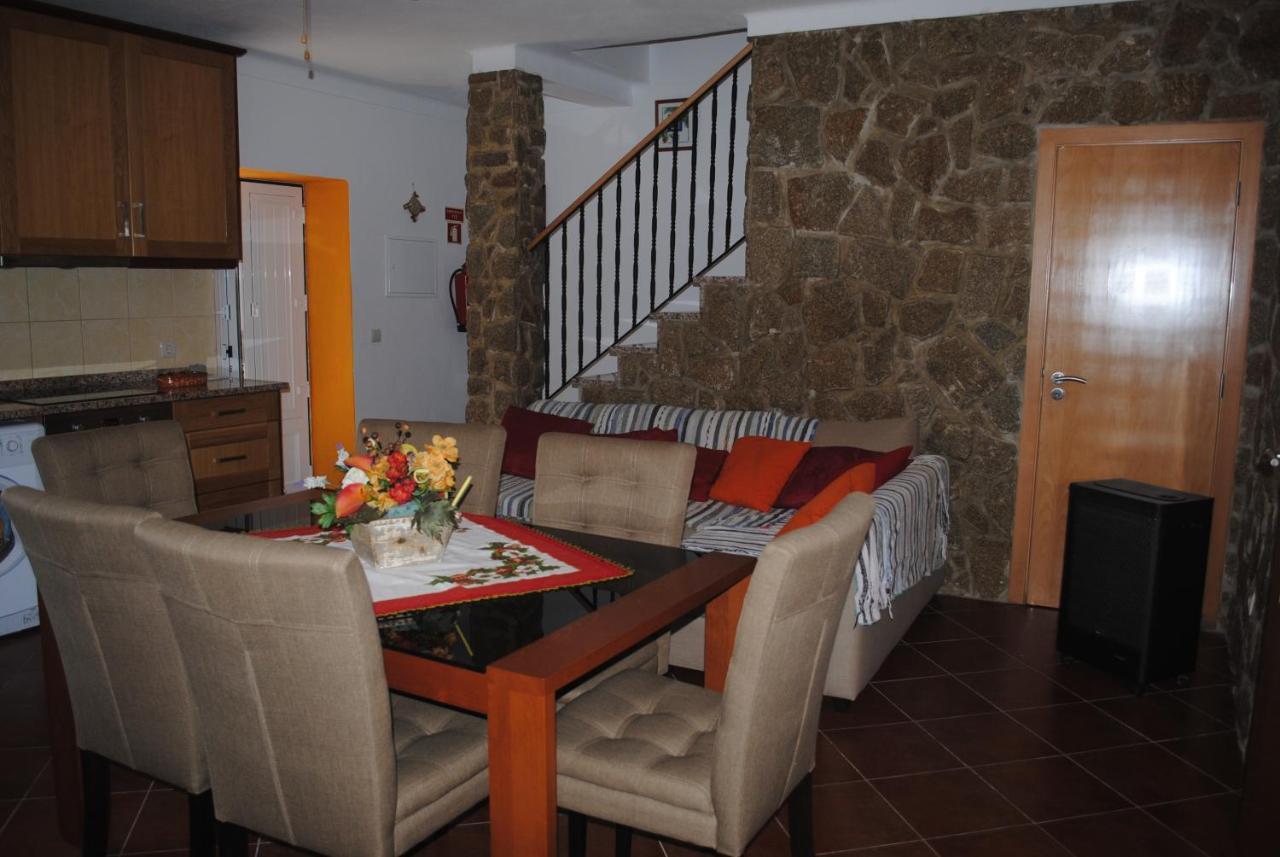 Moradia Familia Escoto Villa Monsanto Exteriör bild