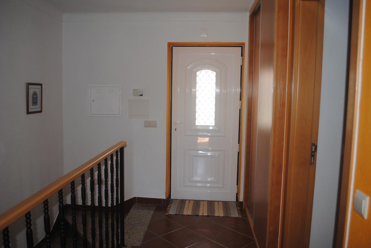 Moradia Familia Escoto Villa Monsanto Exteriör bild